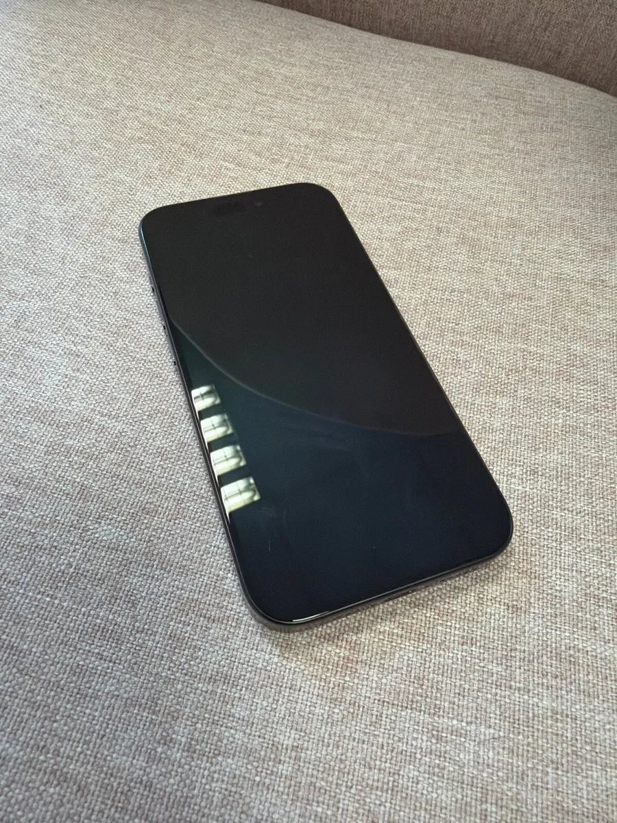 iPhone 15pro 256gb - Image 1