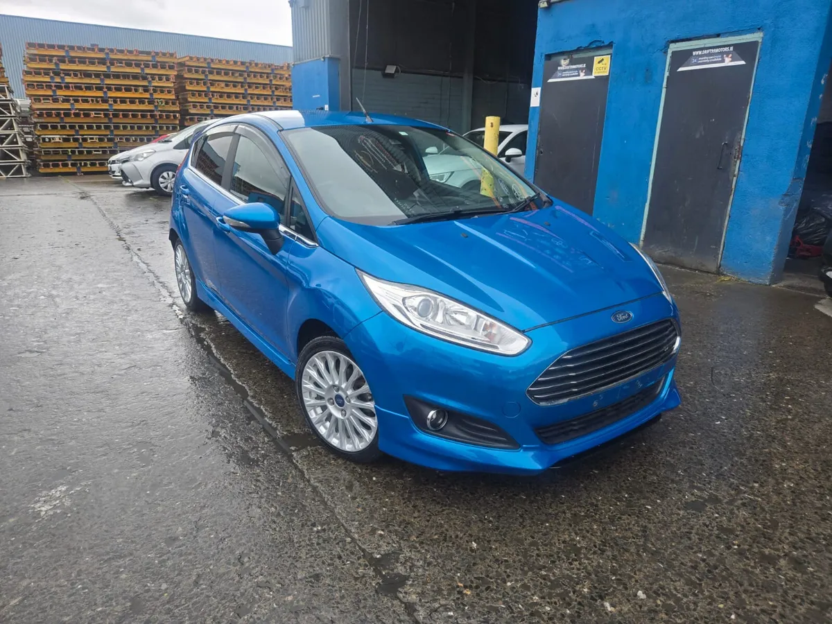 2016  Ford Fiesta St-line / Automatic - Image 1