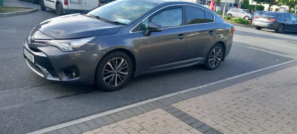 Toyota avensis - Image 2