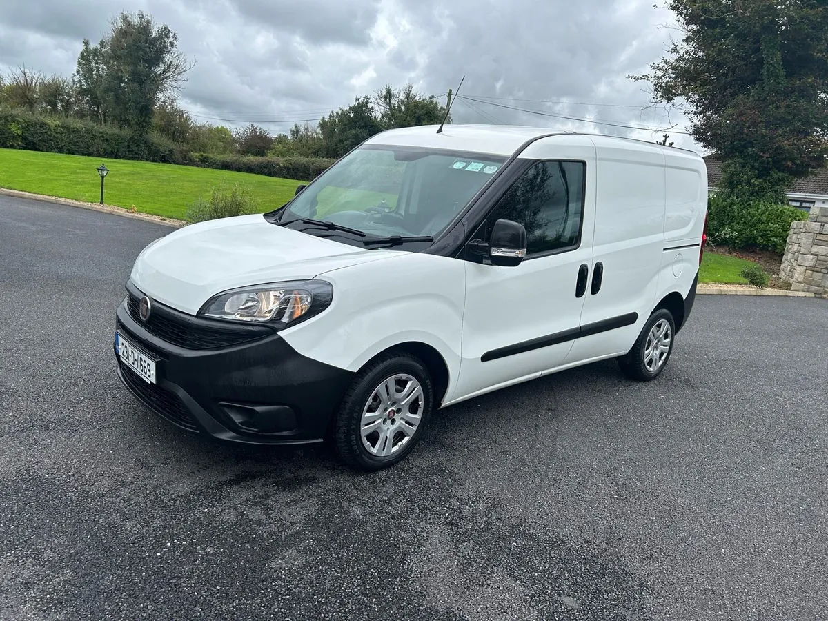 2023 fiat doblo - Image 3