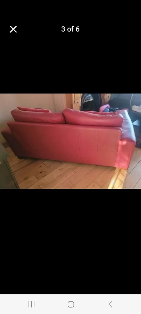 Red leather couch - Image 3