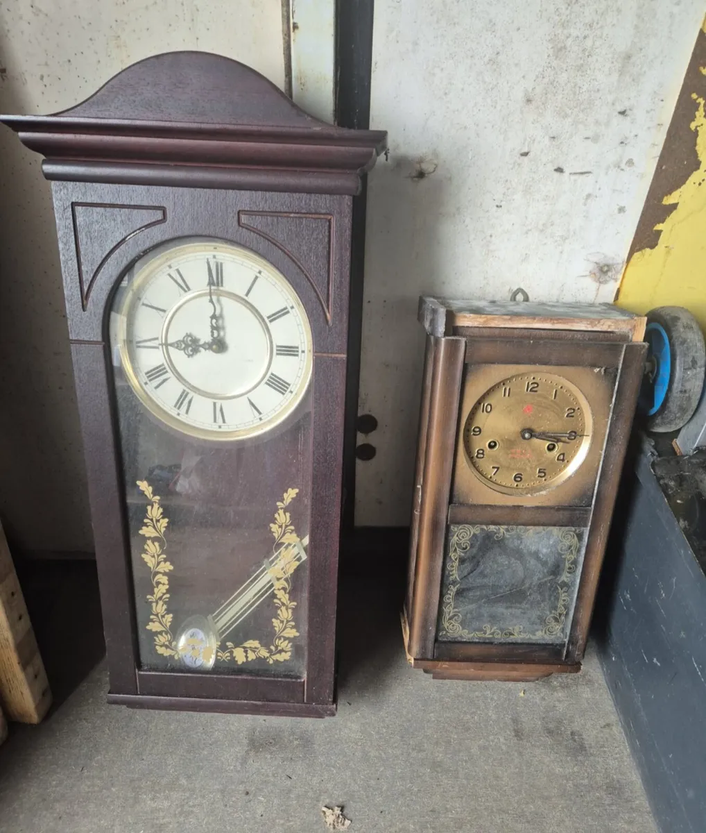 Clocks 30 euro 2