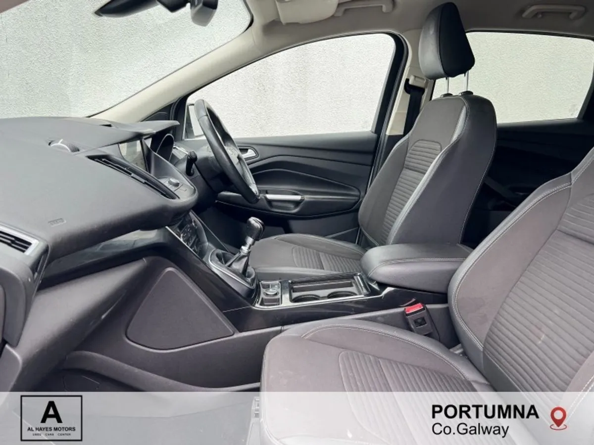 Ford Kuga 1.5tdci 120PS FWD Titanium - Image 3