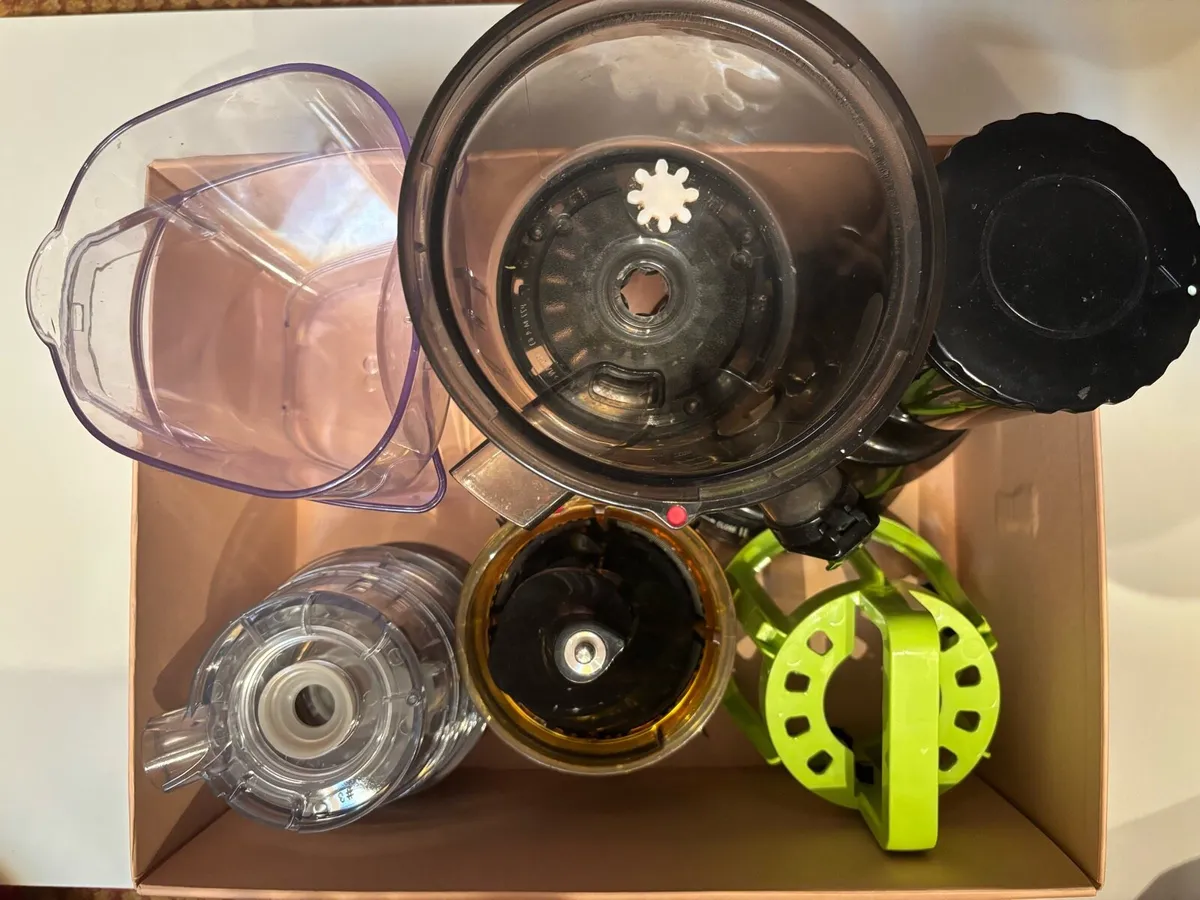 Kuvings Juicer - Image 2