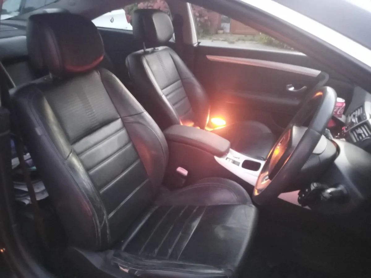 Renault Laguna coupe TDI Monaco edition - Image 2