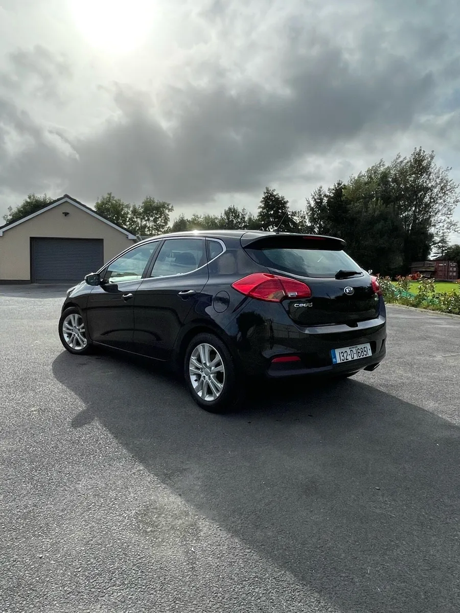 KIA Ceed 1.6 Diesel Low Miles Manual - Image 3