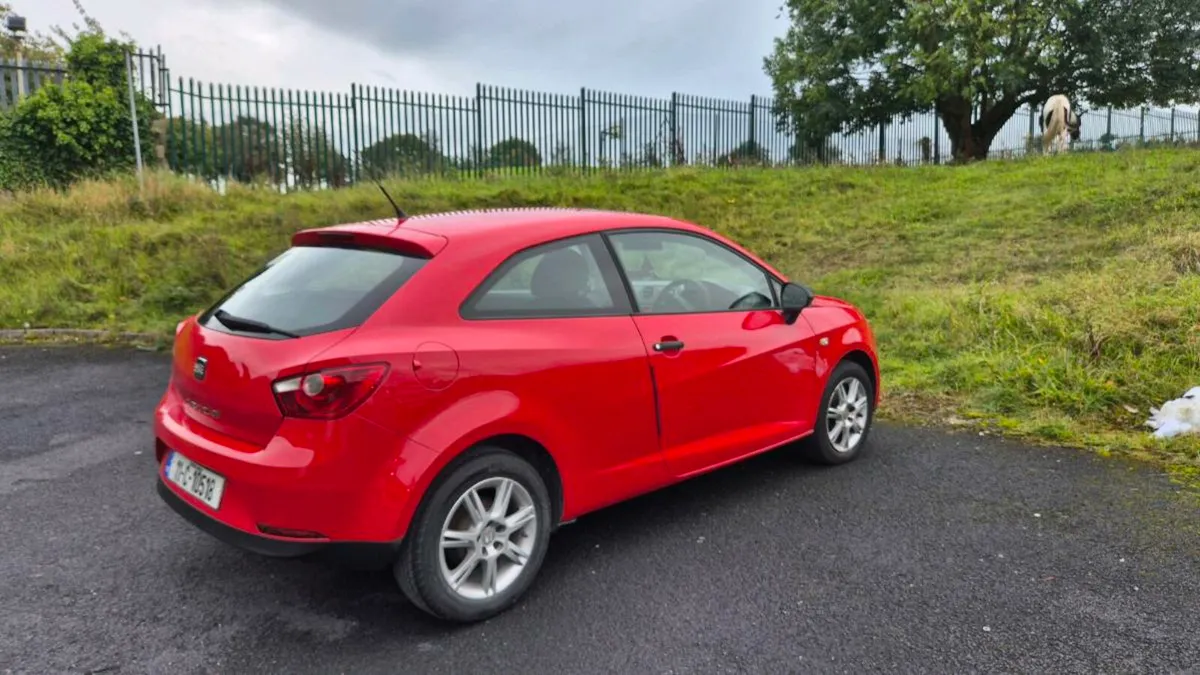 Seat ibiza 1.2petrol 2011year NCT 06/26 - Image 4