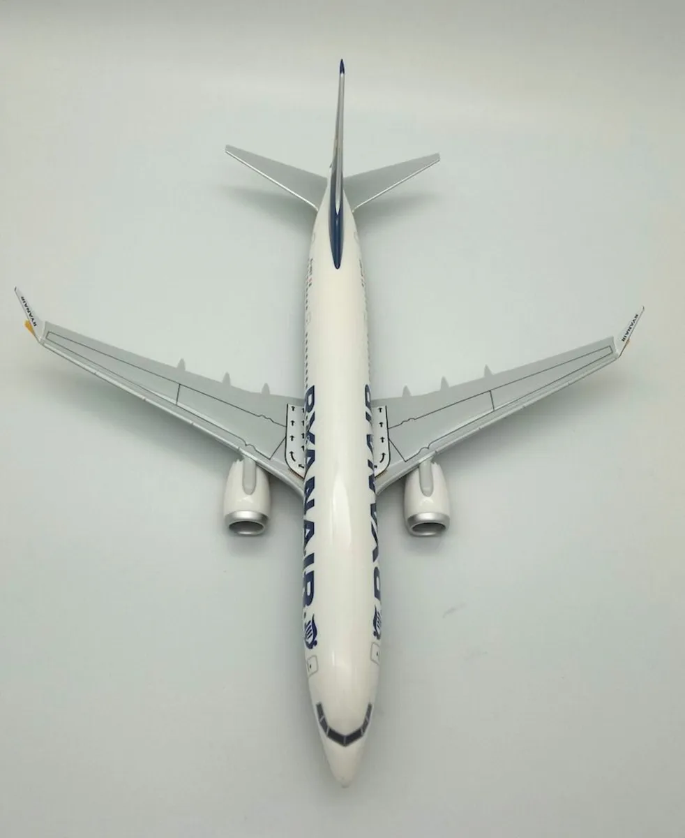 Boeing 737- MAX 8 - Ryanair EI-HGT,  Free Post - Image 3