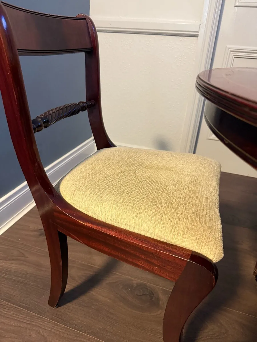 Dining room table and chairs - Image 4