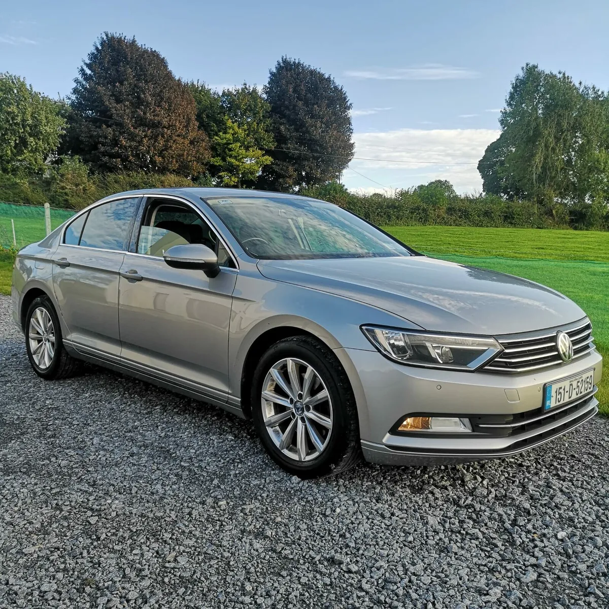 Volkswagen Passat - Image 1