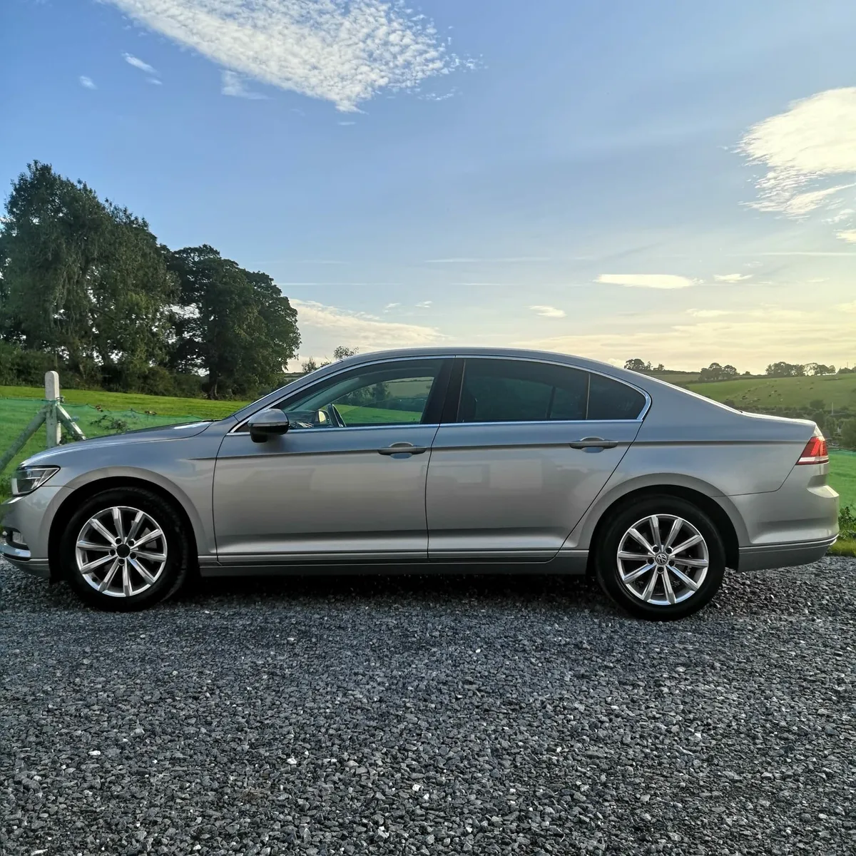 Volkswagen Passat - Image 3