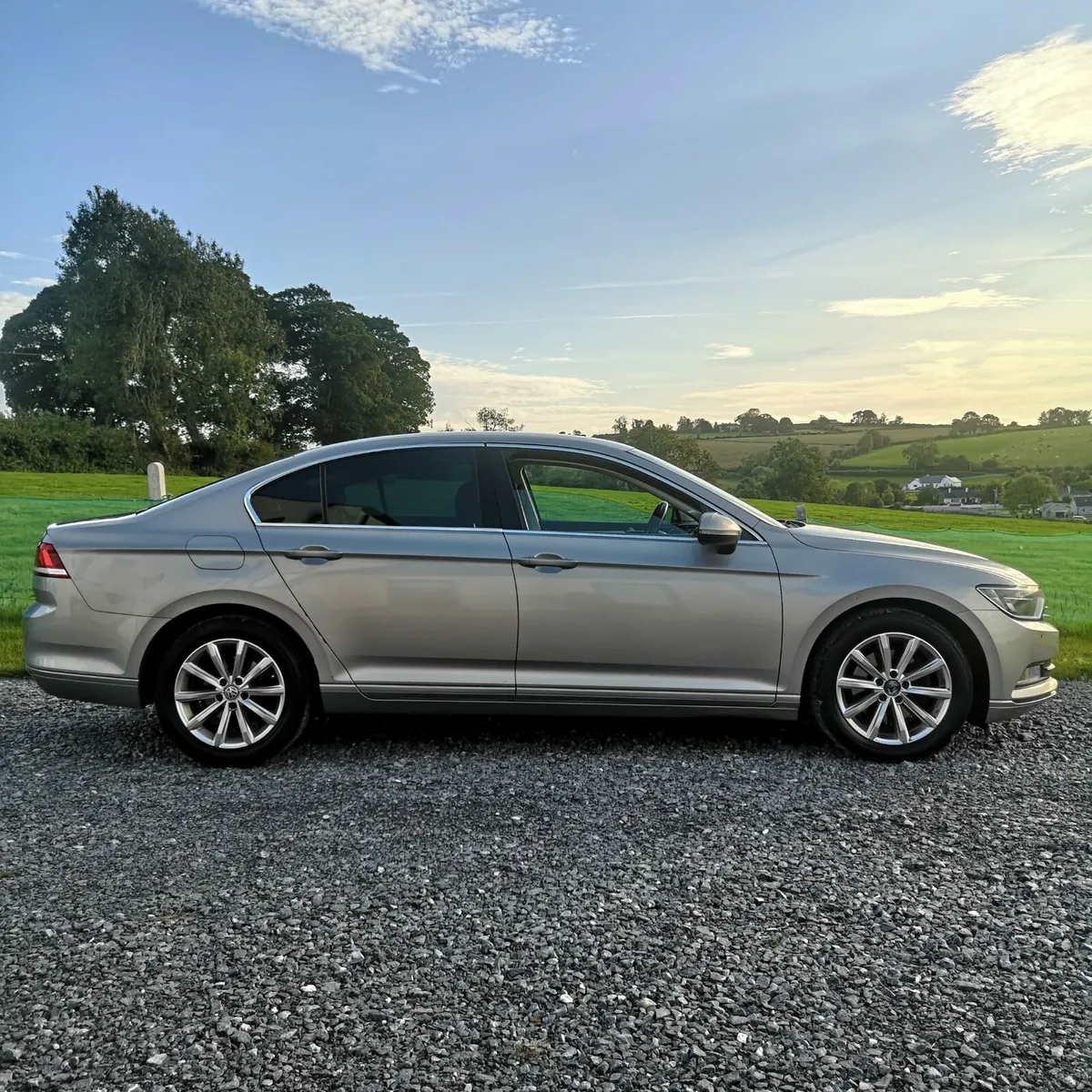 Volkswagen Passat - Image 4