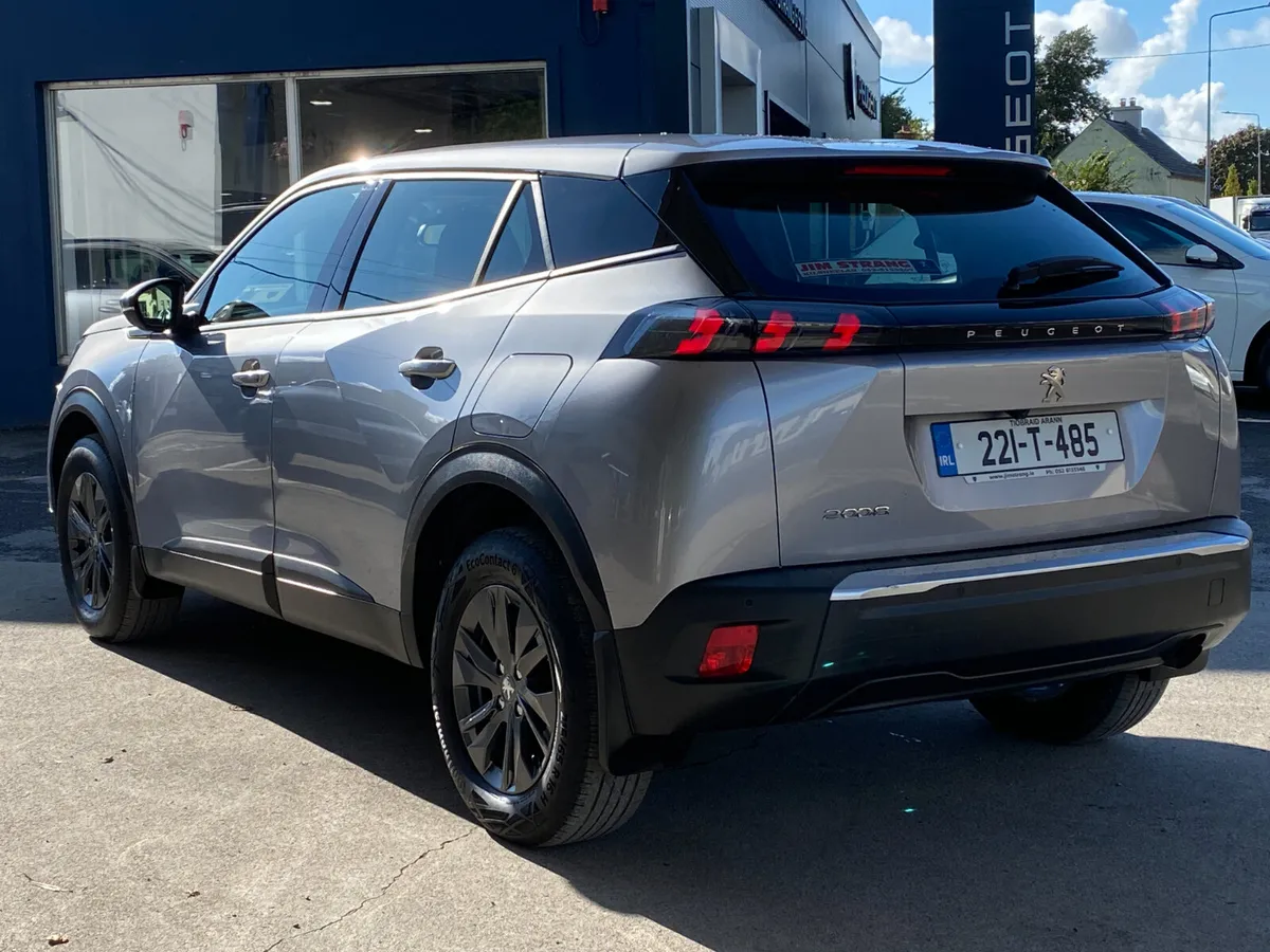 Peugeot 2008 1.2 Puretech 100bhp Active - Image 3
