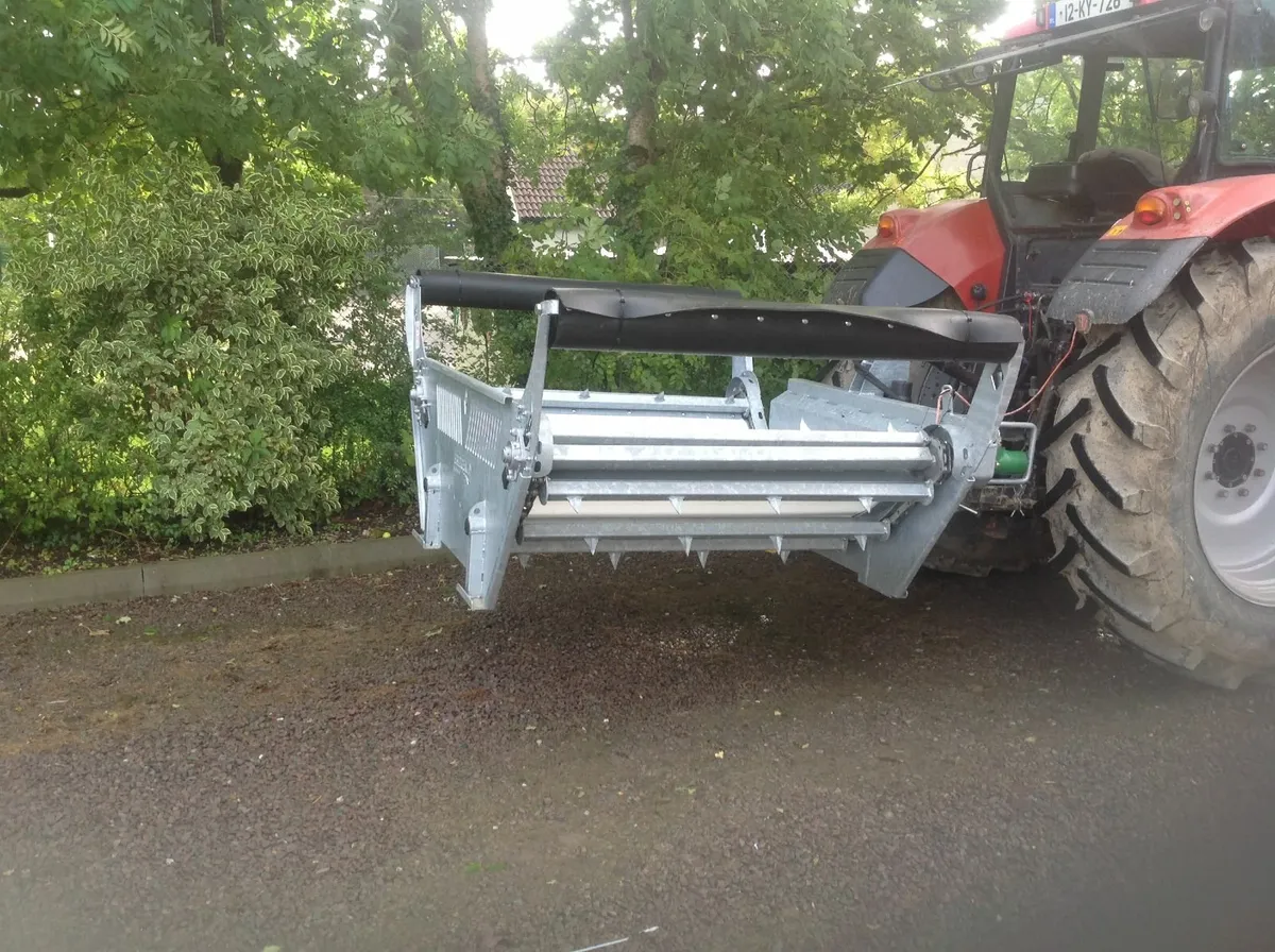 Bridgeway bale unroller - Image 1