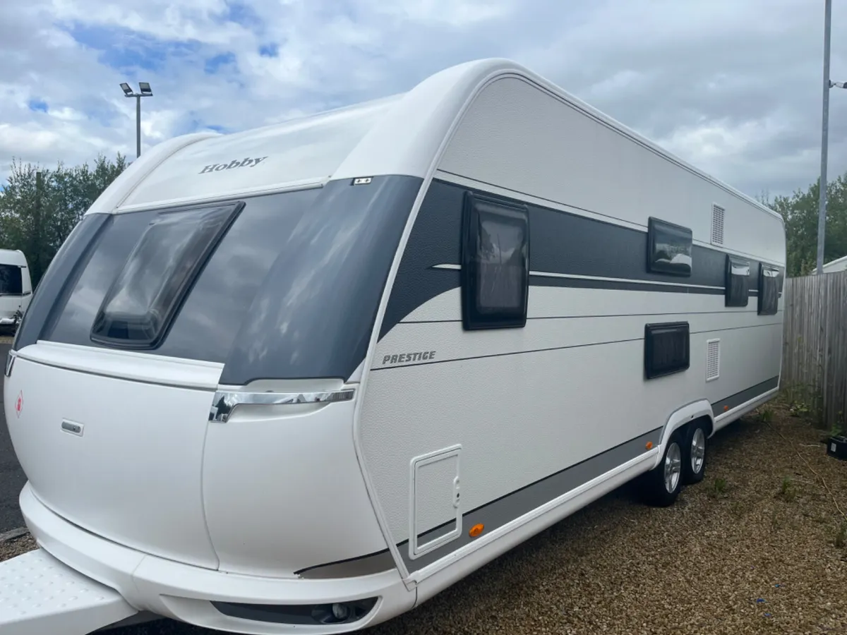2021 HOBBY 720 UK FE UK SPEC 7/8 BERTH CARAVAN - Image 3
