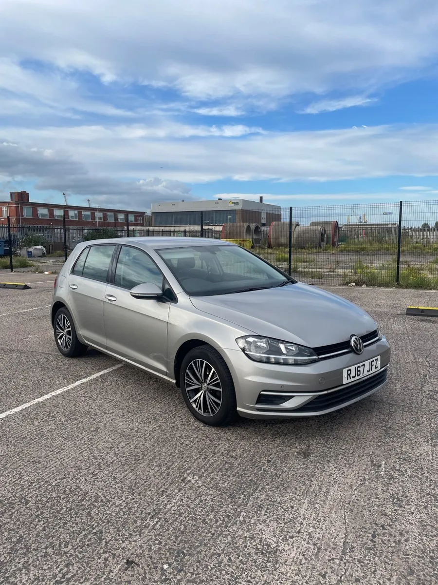Volkswagen Golf 2017 - Image 2