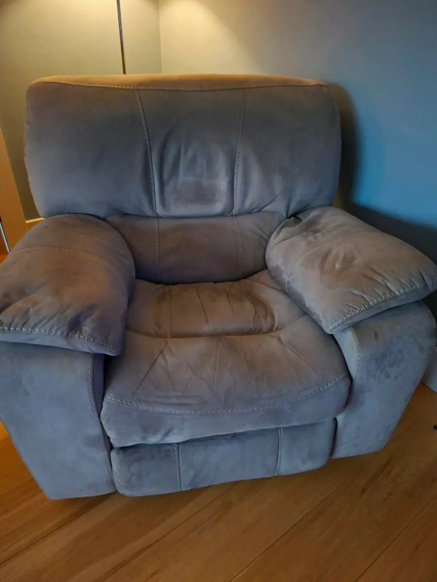 Recliner - Image 1