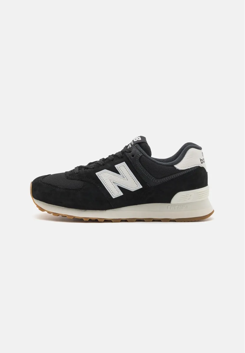New Balance Trainers Size UK 4.5 - Image 2