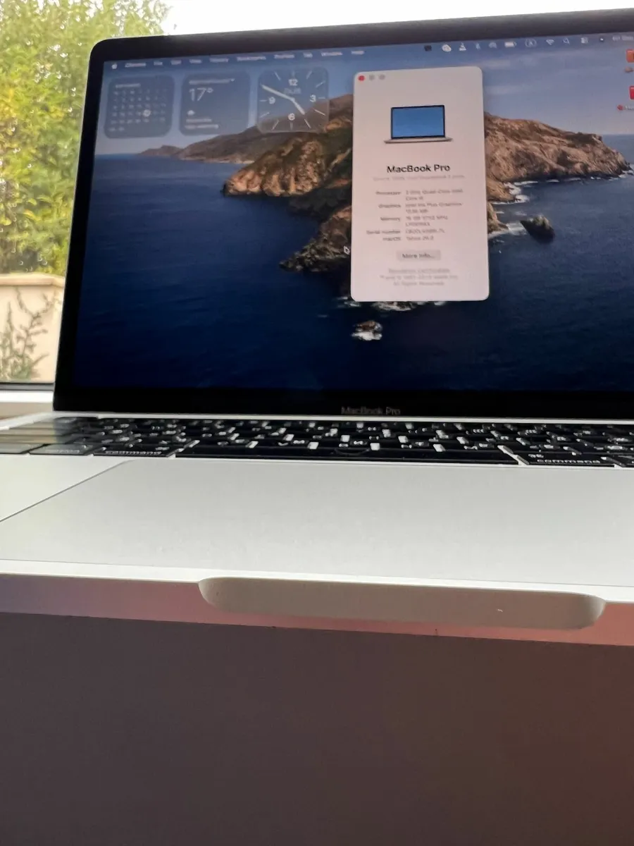 MacBook Pro 13 - Image 1