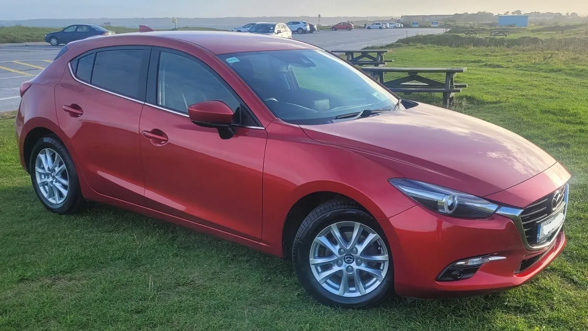 Mazda Mazda3 2018 - Image 3