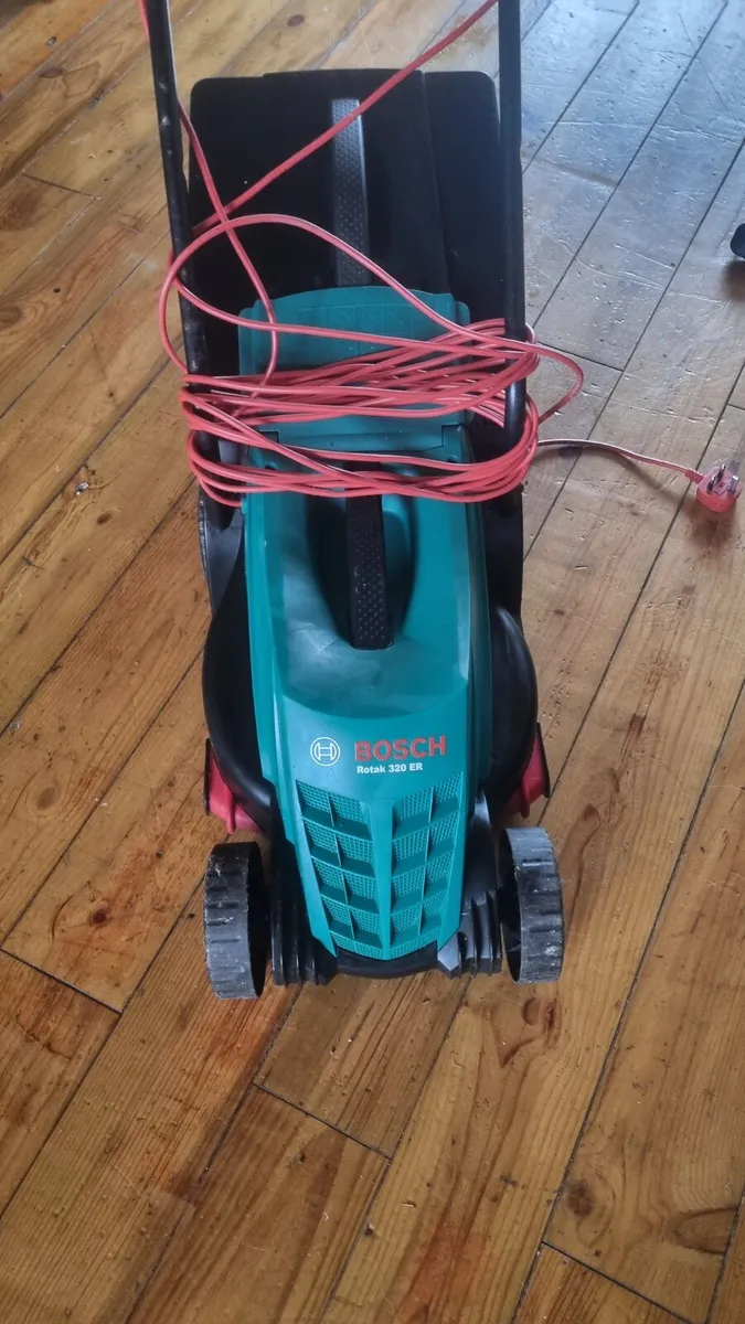BOSCH ROTAK 320  ER  lawnmower - Image 1