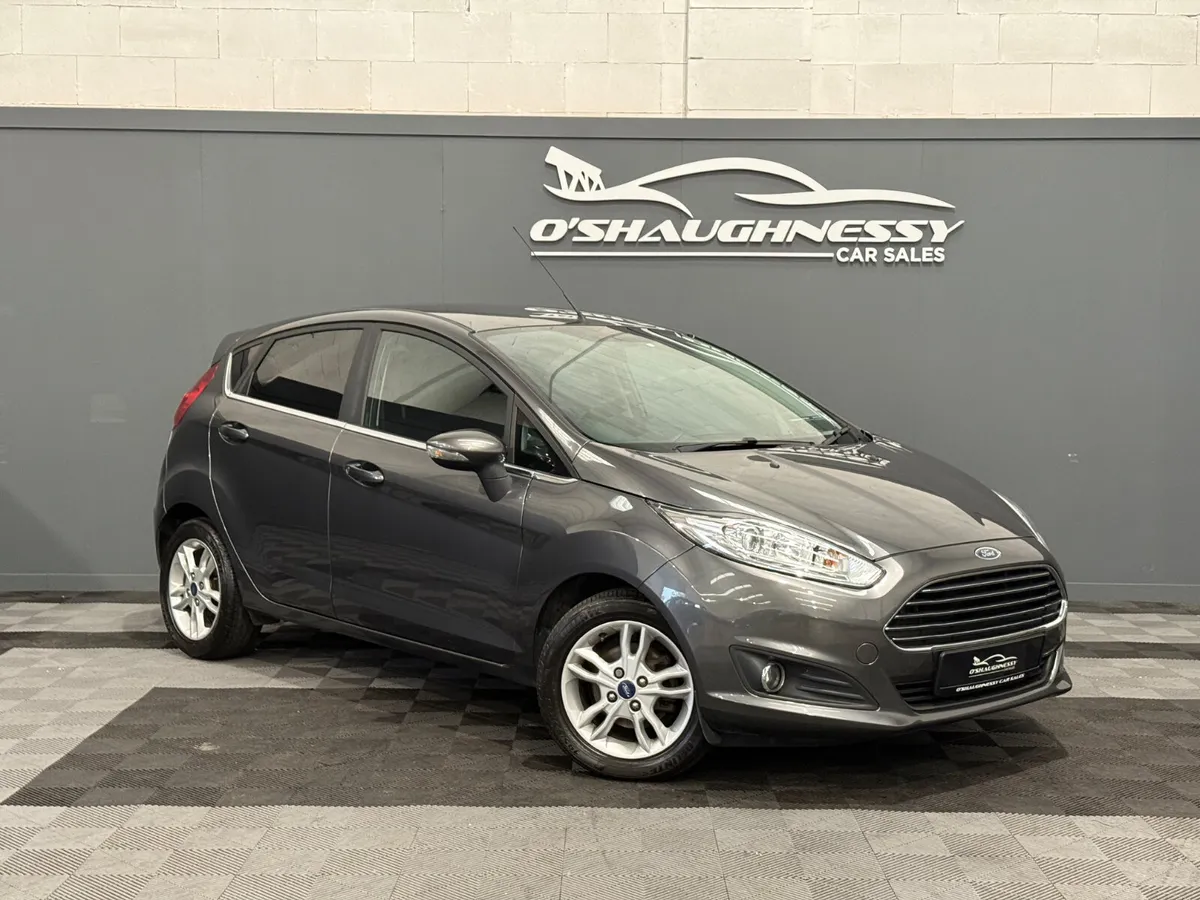 Ford Fiesta 2016 35000 MILES NCT TAX €8950 - Image 1