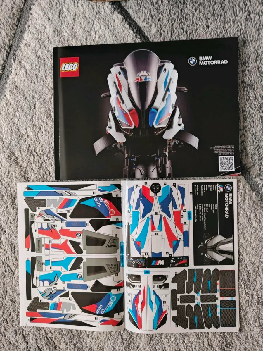 BMW M1000rr Lego - Image 3