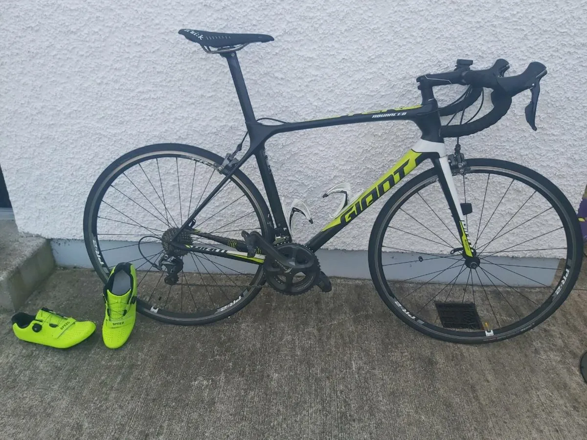 Giant Advanced TCR full carbon road bike.