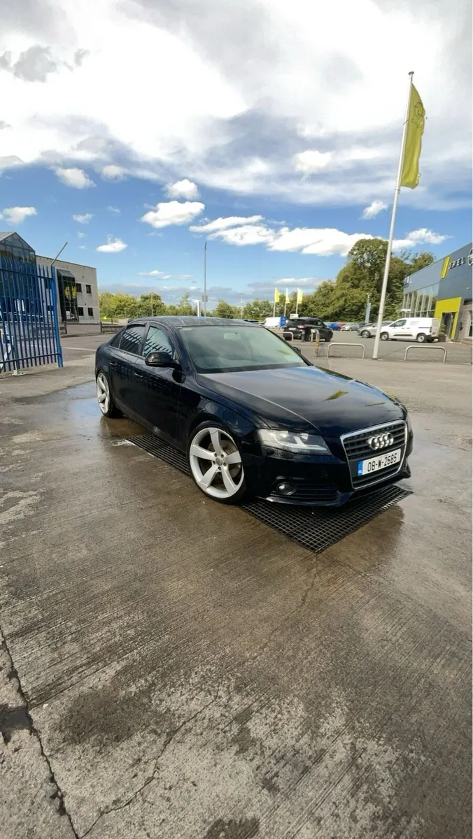 08 b8 Audi a4 - Image 1