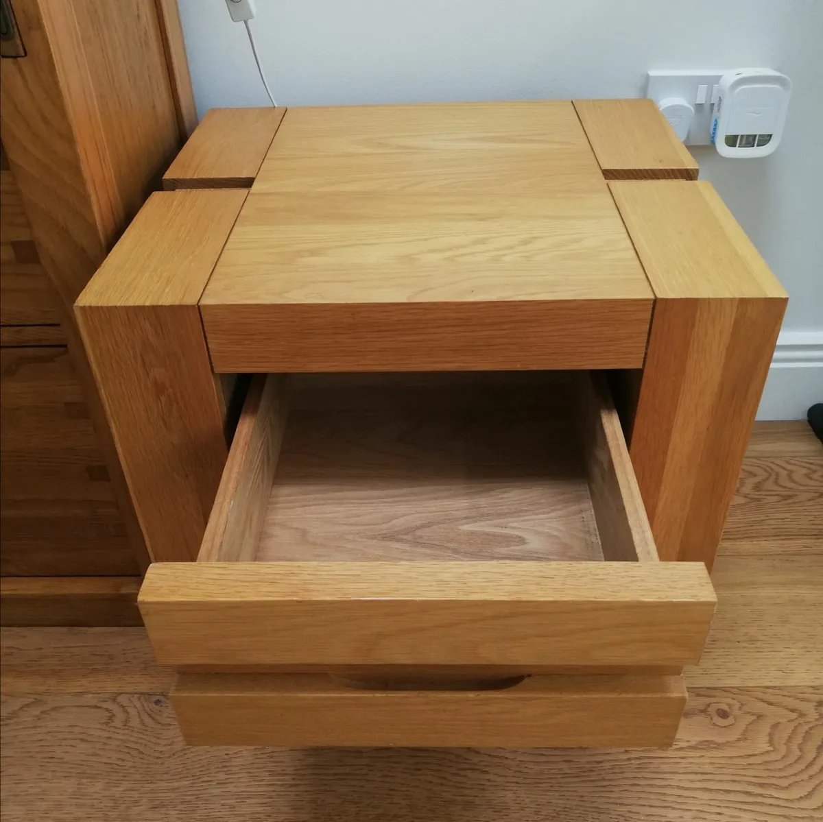 Solid Oak Unit - Image 3