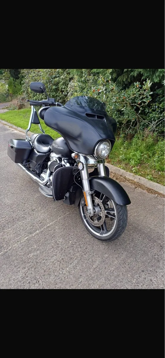 Harley Davidson Streetglide - Image 2