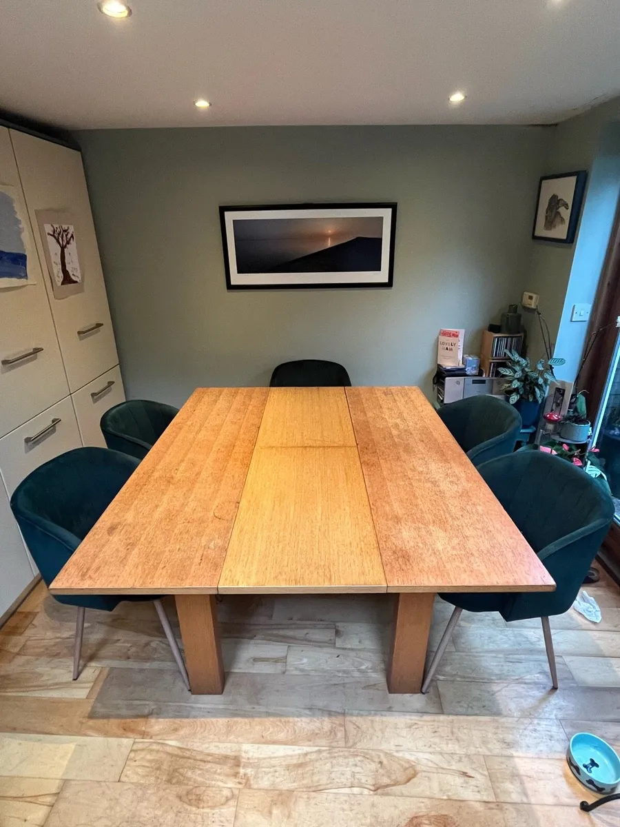 Dining table 6/8 seater - Image 3