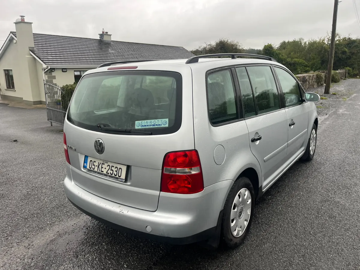 Volkswagen Touran 2005 7 seater - Image 4