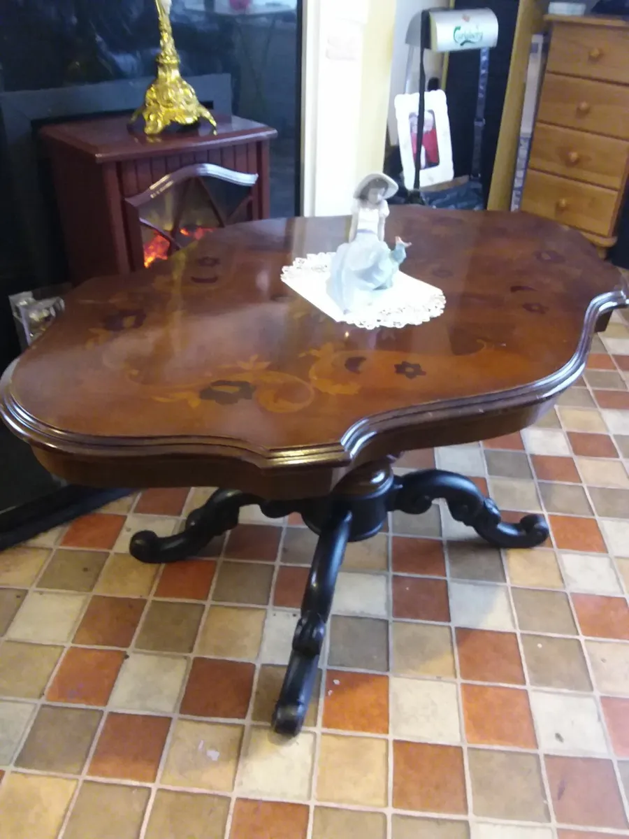 Antique coffee table - Image 3