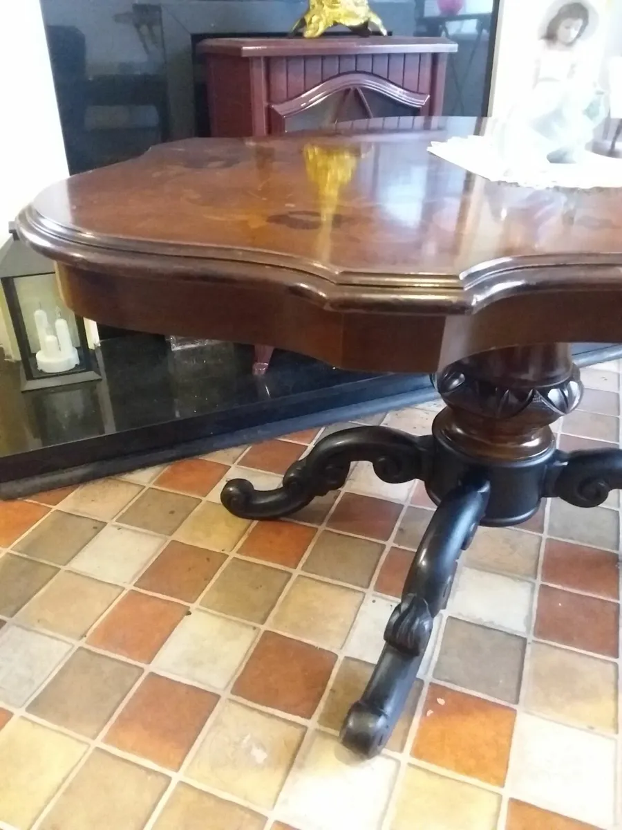 Antique coffee table - Image 4