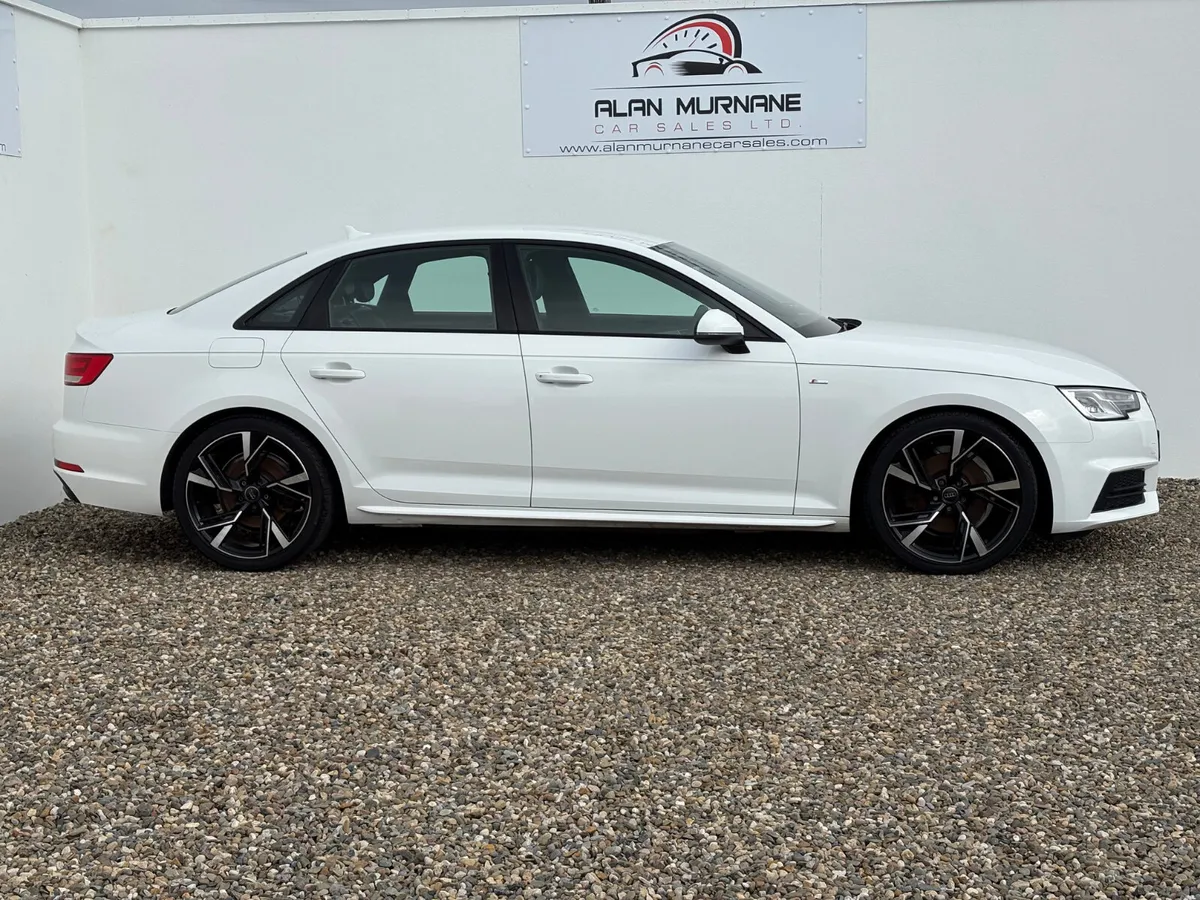 AUDI A4 S-LINE 2017 LOW LOW MILAGE - Image 2