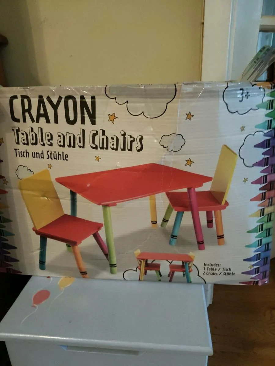 NEW Crayon Table and chairs