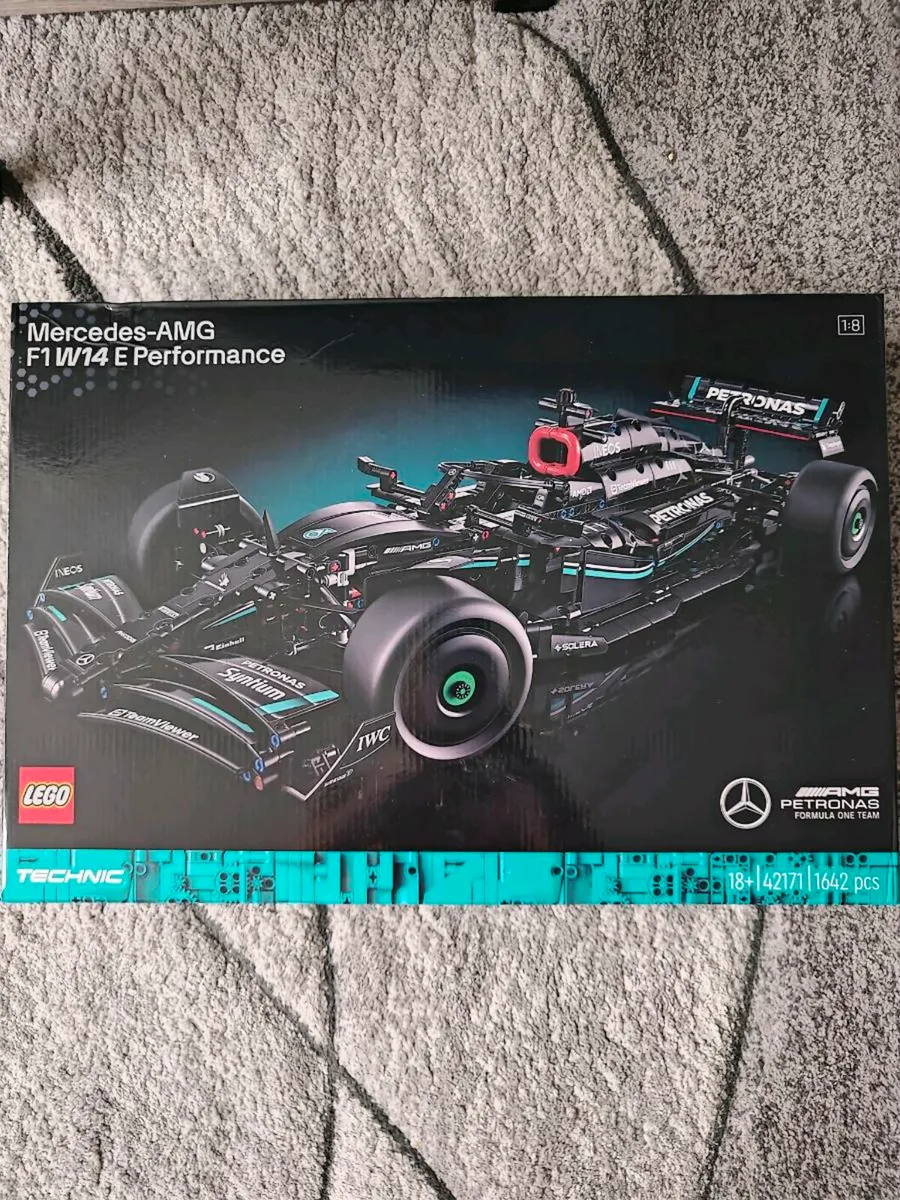 AMG F1 Lego - Image 1