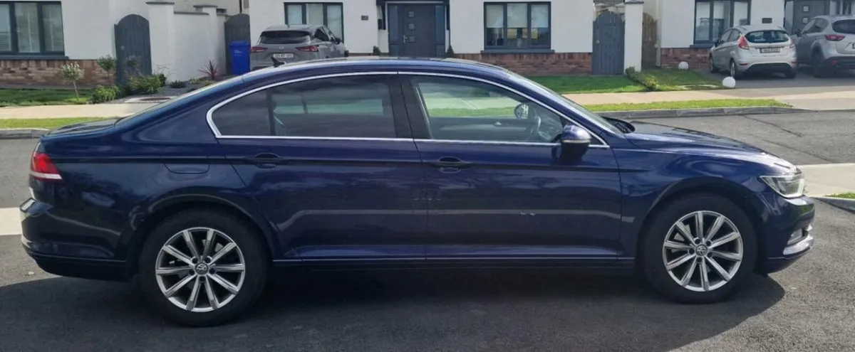 192 VW Passat 2.0l Diesel 150bhp Comfort Line - Image 4