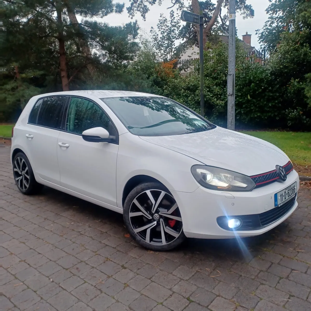 Volkswagen Golf 2011 DSG 1.4 TSI HIGHLINE - Image 1
