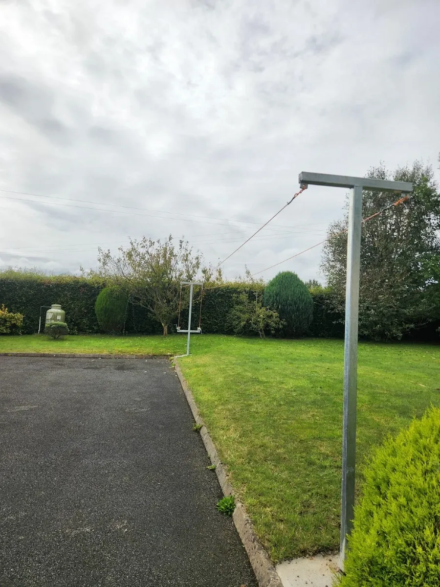 Clothes lines - Image 2