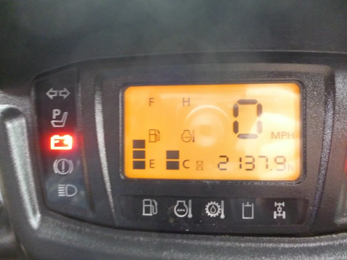 Kubota RTV X1110 - Image 4