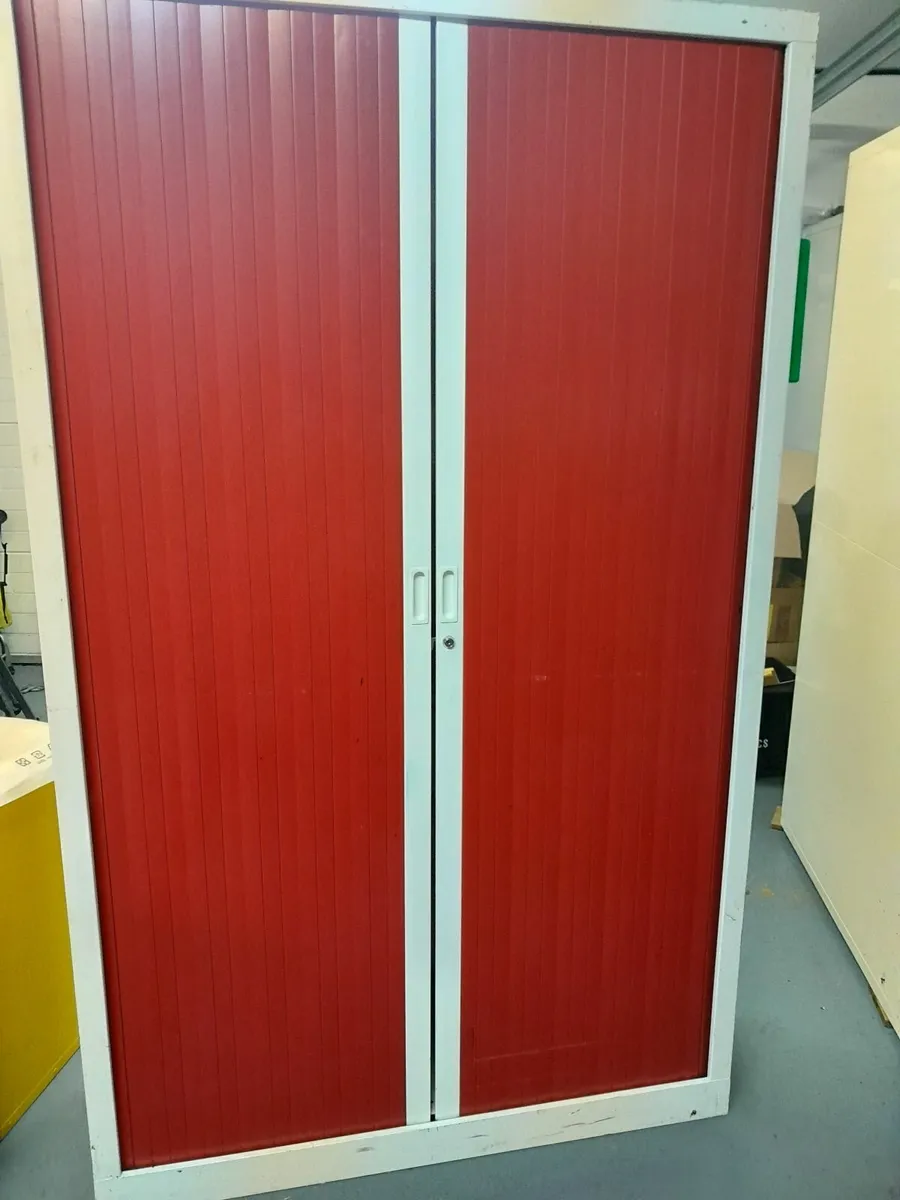 Metal Cabinet - Image 4