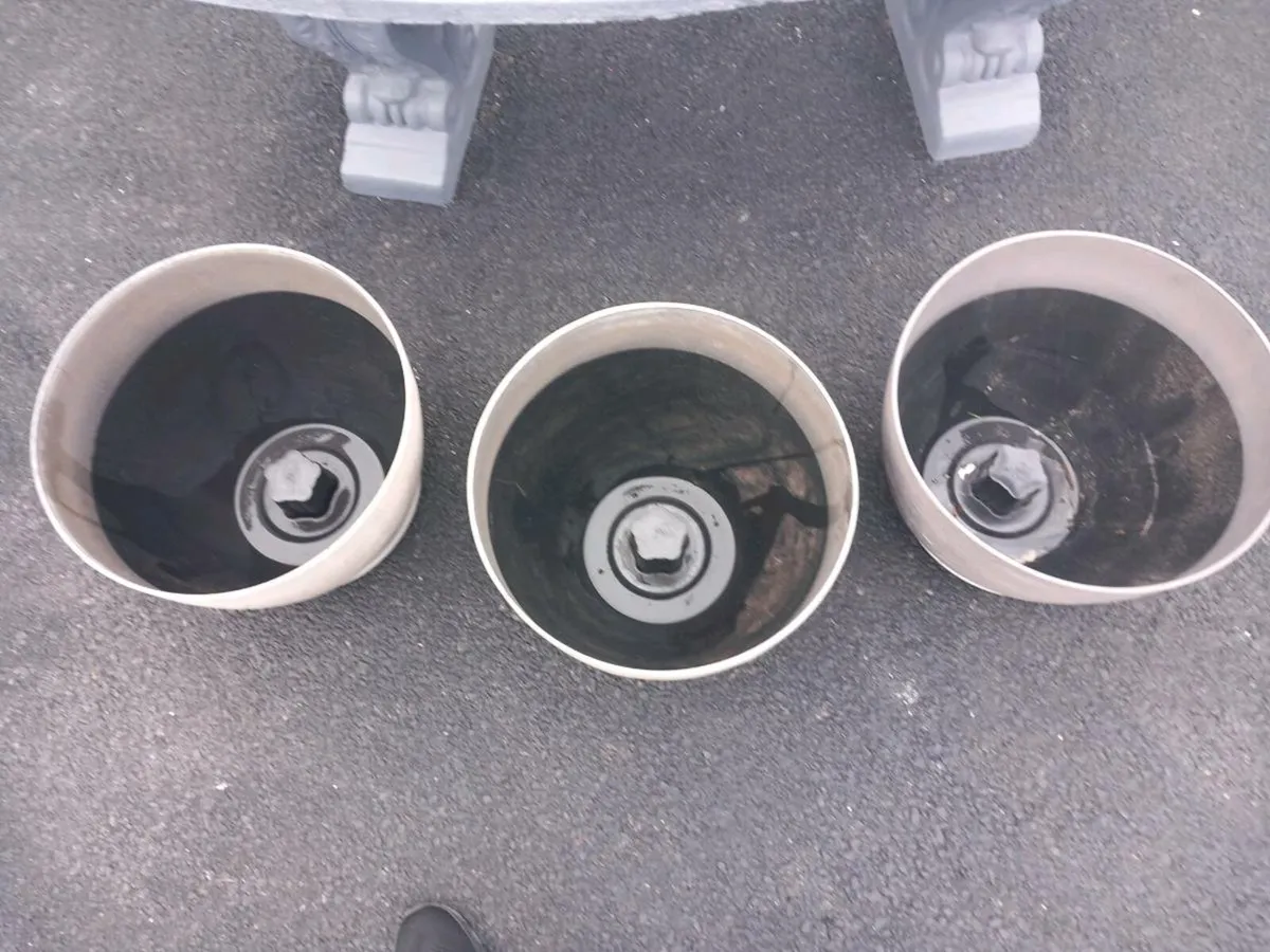 Patio flower pots - Image 4