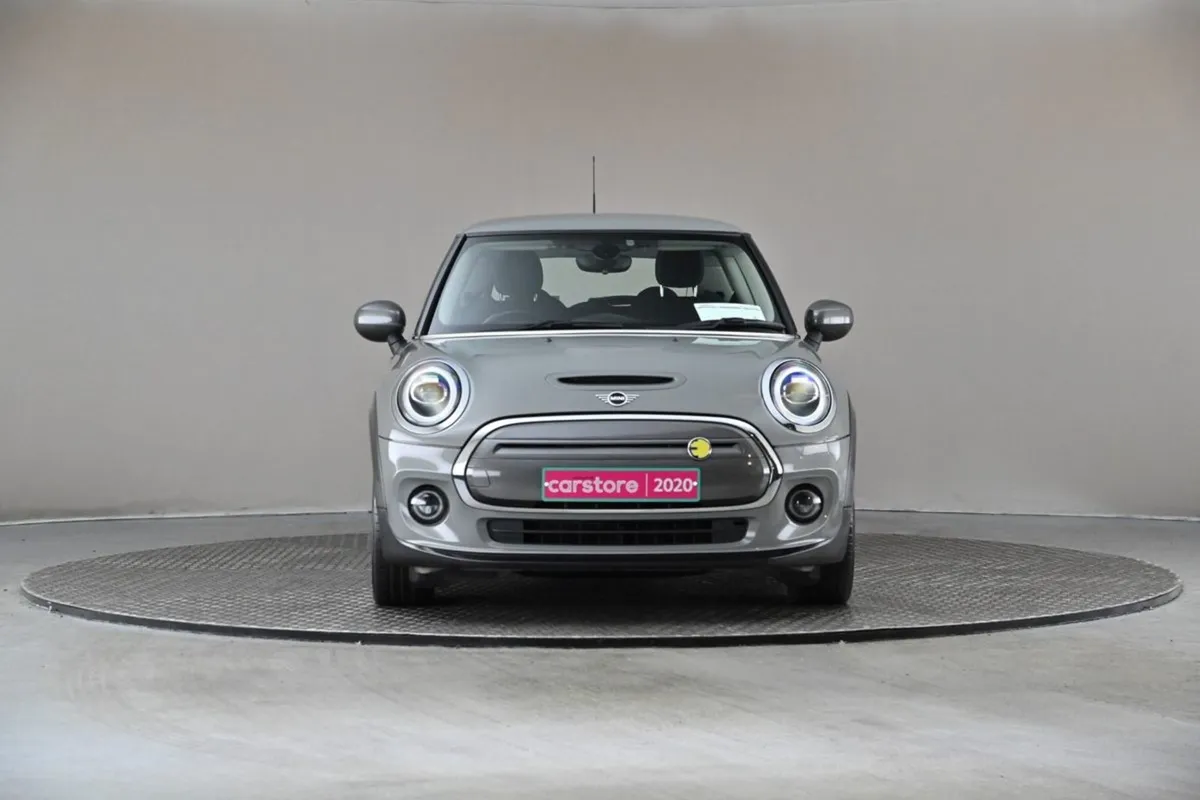 MINI Cooper S SE L1 3DR - Image 2