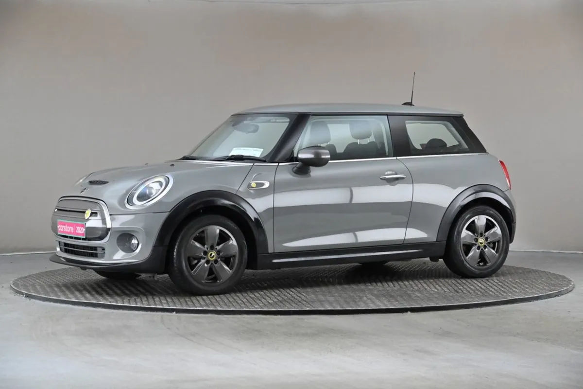 MINI Cooper S SE L1 3DR - Image 4