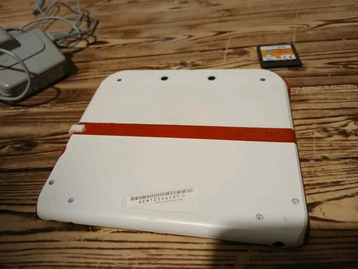 Nintendo 2DS - Image 4