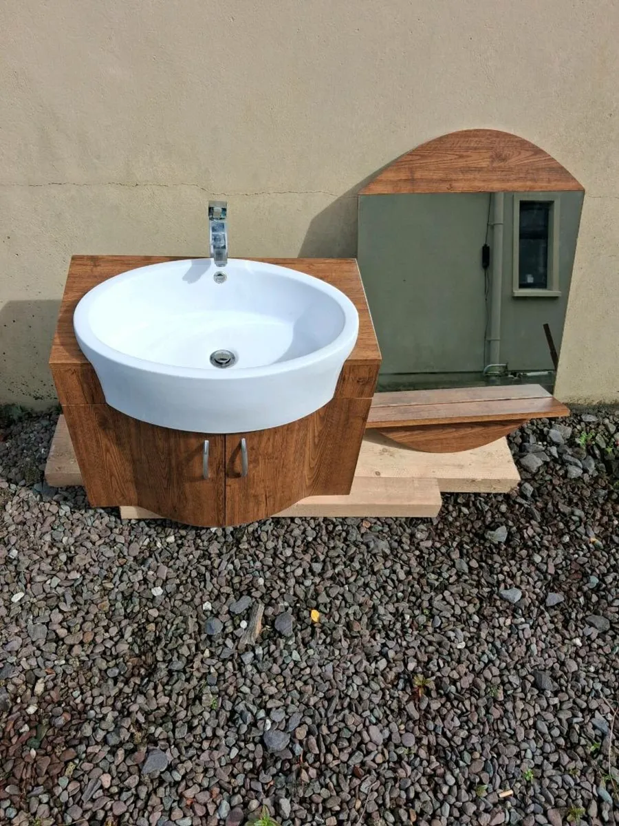 Retro style bathroom cabinet with sink and mirror - Image 3