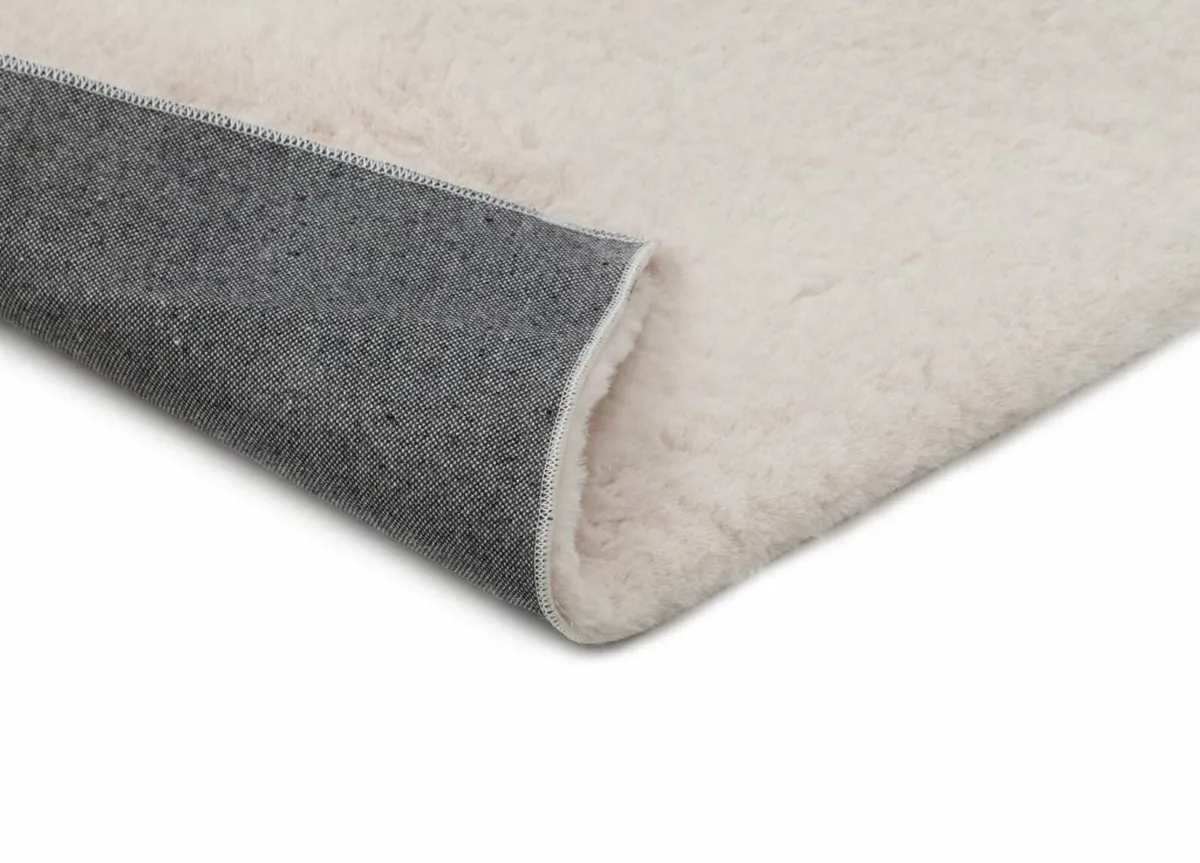 Cloud Soft Off-White Shaggy Rug – Modern Cosy Desi - Image 2
