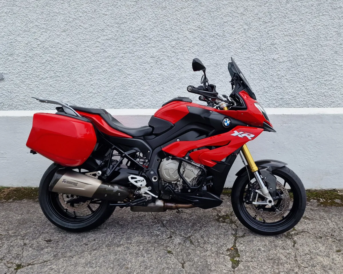 S1000XR @ Doyles Athlone - Image 1